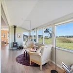 Viveka - 500m From The Sea By Interhome