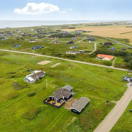 Nyaraló Viveka - 500m From The Sea In Western Jutland By Interhome Harboør
